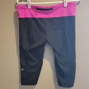 Lululemon Athletica Flow and Grow Black Capri Yoga Pants Size 10